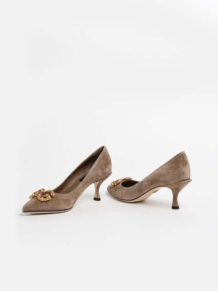dolce & gabbana BEIGE PUMPS available on www.lungolivignofashion .