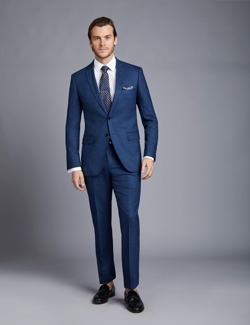 What are the Best shoes to wear with a blue suit? - Quo
