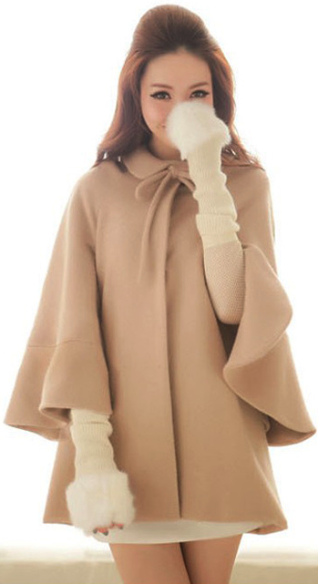 Cape coat. Great style cape, with just the perfect colour.I want .