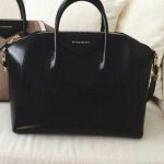 Givenchy | Medium Antigona bag in black goat leather | NET-A .