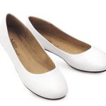 White flat shoes for women – ThatsTheStuff.n