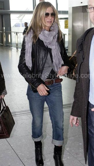 Jennifer Aniston wearing Blank D'fiant Boyfriend Jeans, S.W.O.R.D .