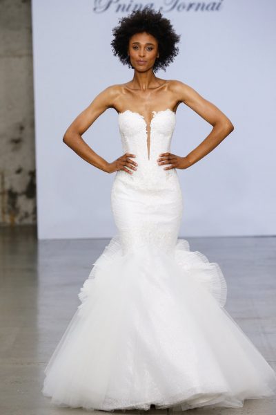 Strapless Sweetheart Neckline Lace Mermaid Wedding Dress With .