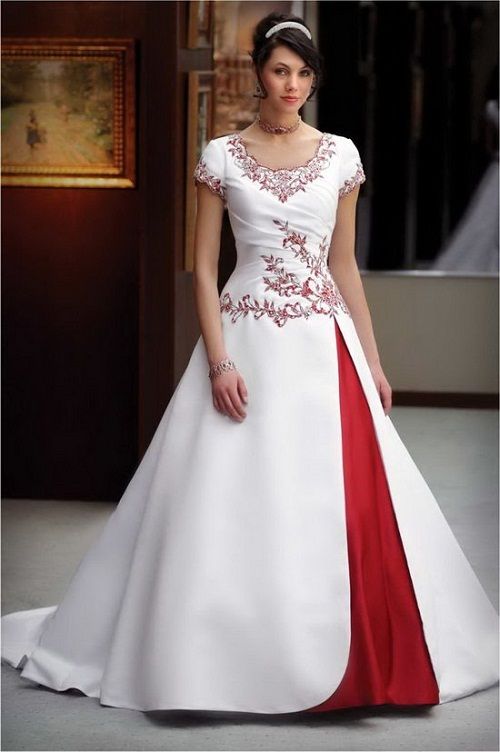 Wedding dresse with sleeves in red and white color | Red wedding .