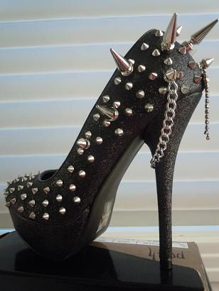 High Heel Platform Spiked Women Shoes Black Glitter size 6 1/2...A .