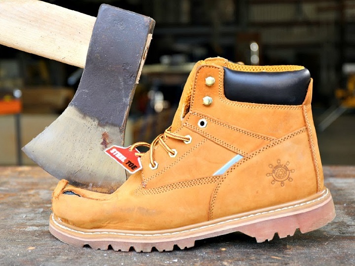 How to Widen Steel Toe Boots? – Savvy About Sho