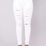 Women's Distressed White Skinny Jeans - Belt Loops / Front Zipp