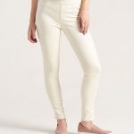 Jen7 Off-White Comfort Skinny Jeans - Women | Zuli