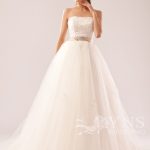 Help??off white wedding dress…what color vei