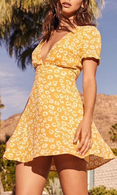 Sundresses  In Lovely Designs And Styles For Relieving
  Heat