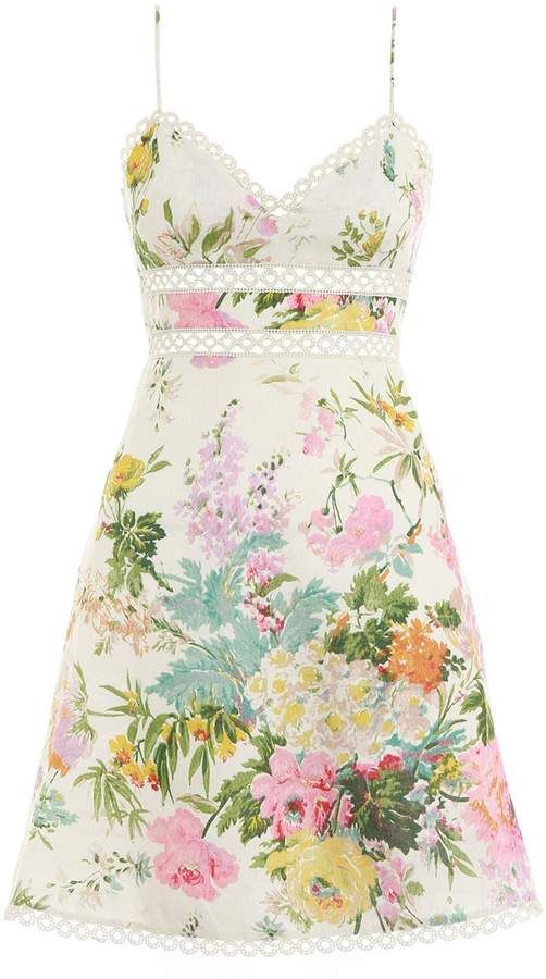 Sundresses  In Lovely Designs And Styles For Relieving
  Heat