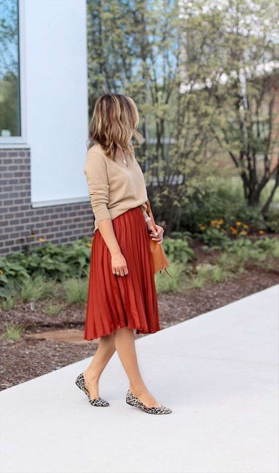 Red Skirt Enhance The Bright Outfit For
Any Figure