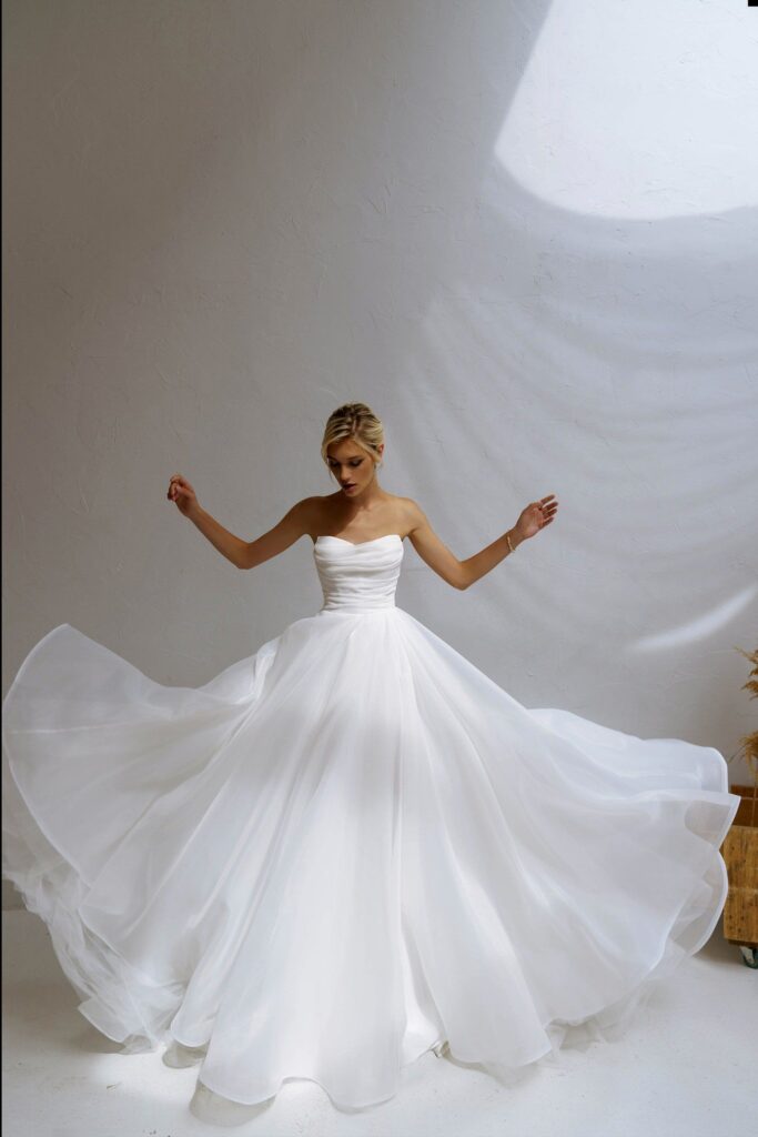 1688764481_Elegant-Wedding-Dresses.jpg