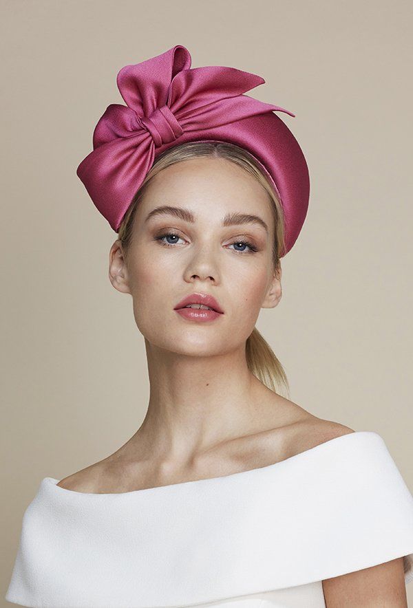 The
Guide To A Fascinator Hat