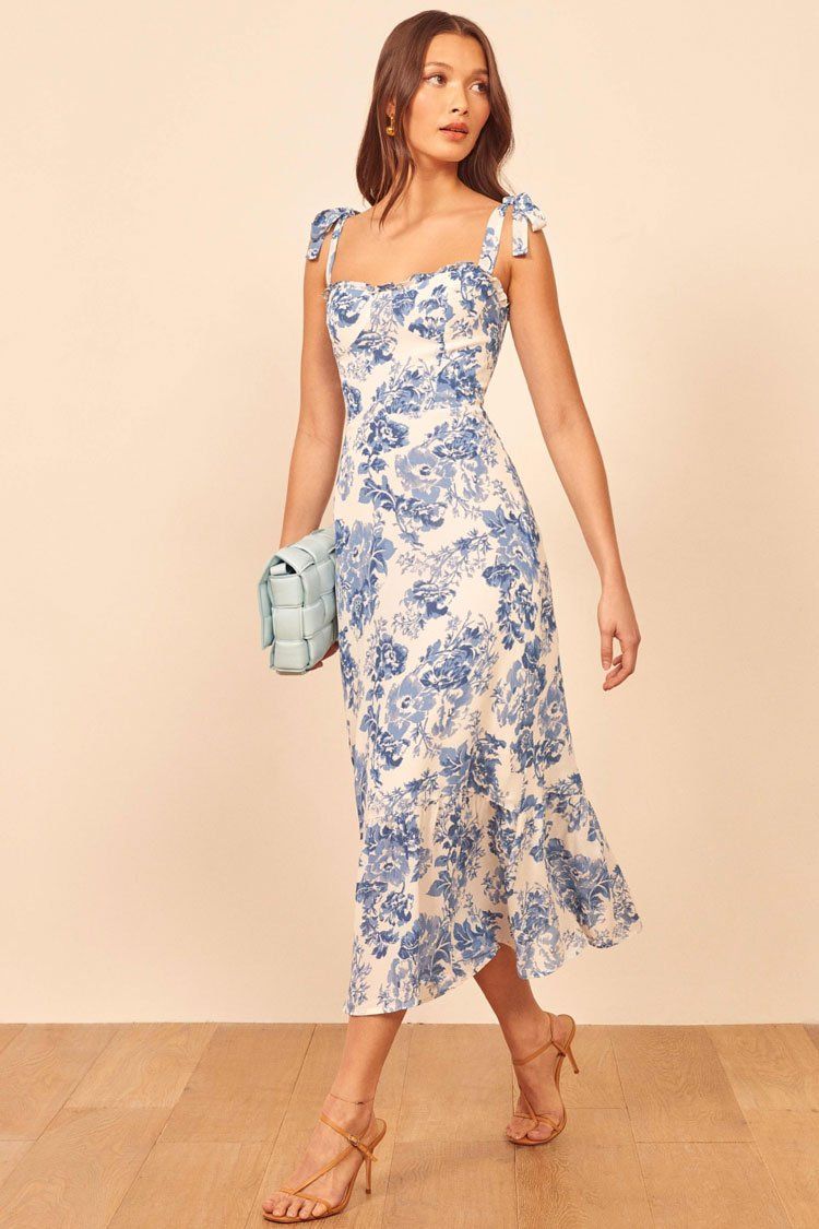 Sundresses  In Lovely Designs And Styles For Relieving
Heat