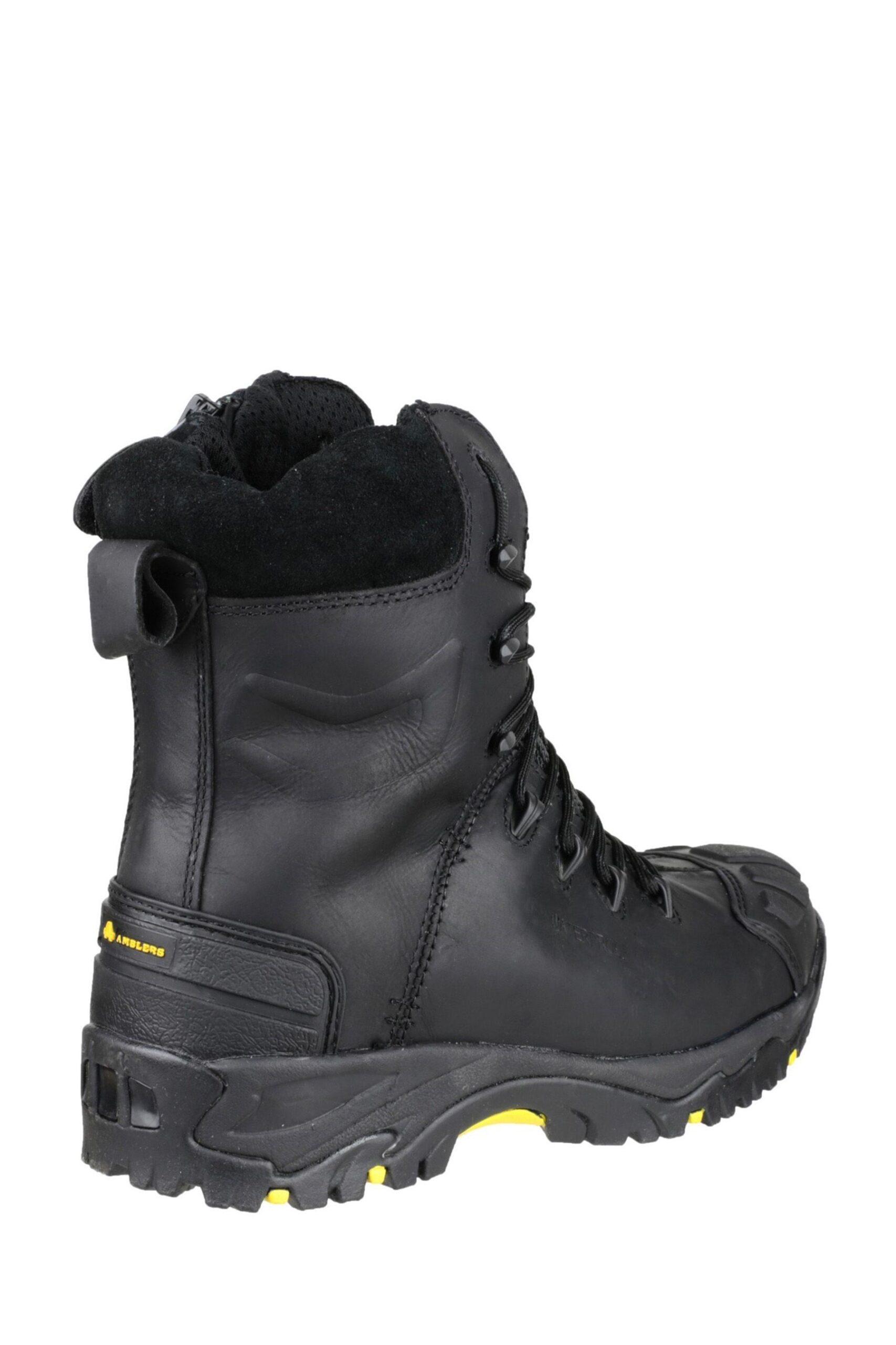 Thinsulate Boots For Excellent Feet
Warmth And Functionality