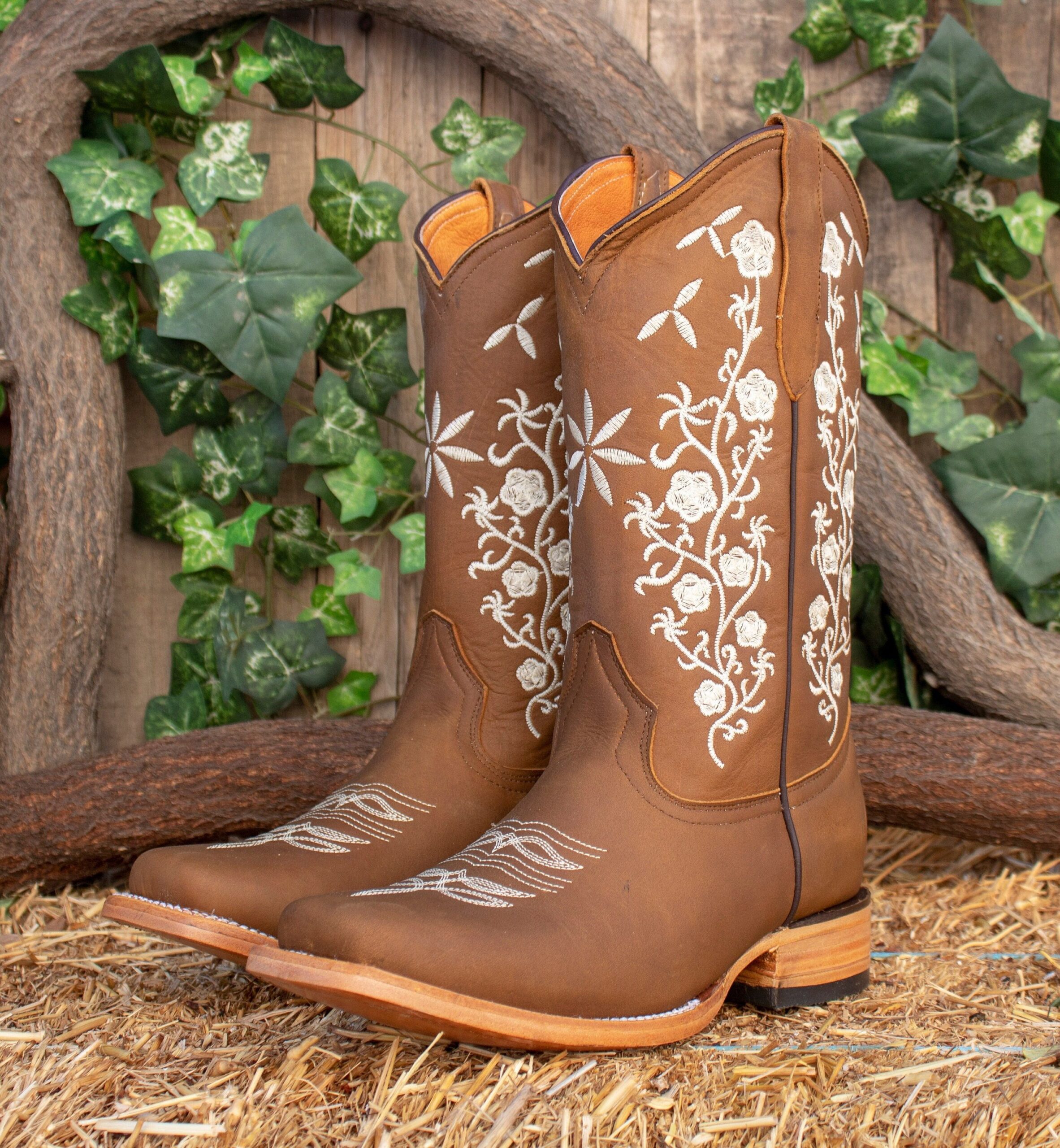 Styling
Up Cowgirl Boots For Women