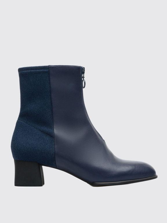 Choose
  The Right Flat Ankle Boots