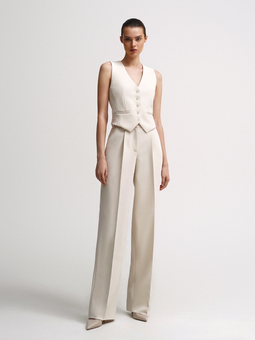 Elegant Trousers For Women Of All Ages