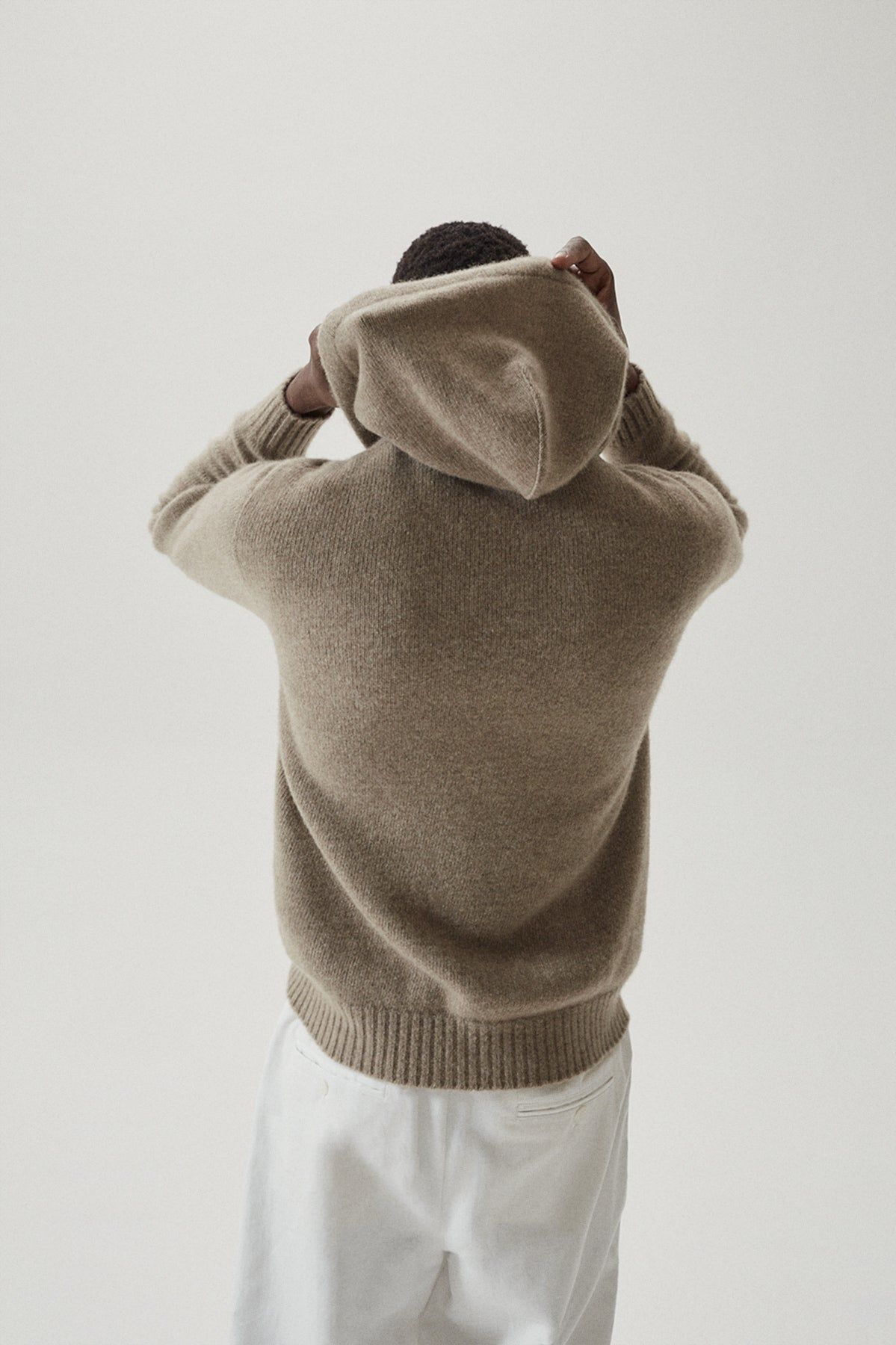 Cashmere
Hoodie For Comfort And Warmth  In
Winter