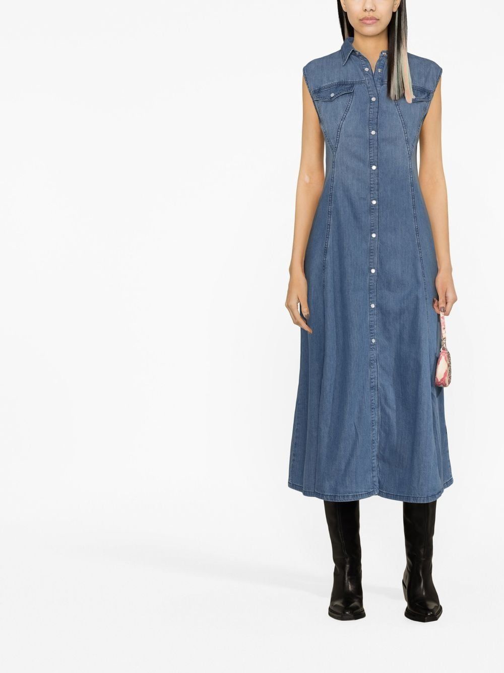 Mix
The Styles With Denim Shirt Dress