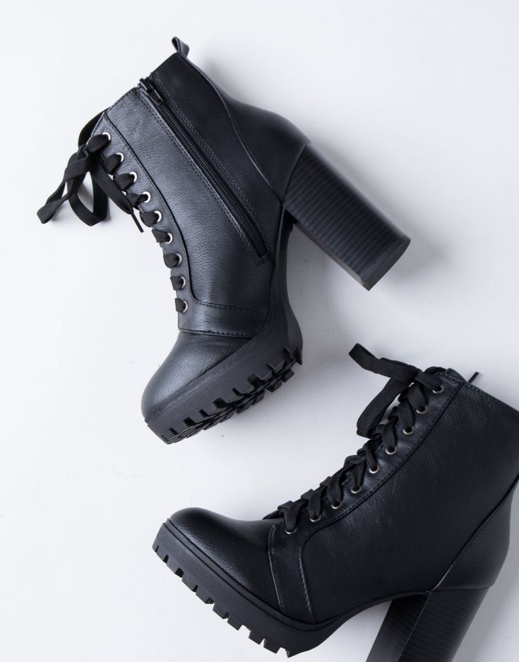 Heeled Boots And Their Advantages