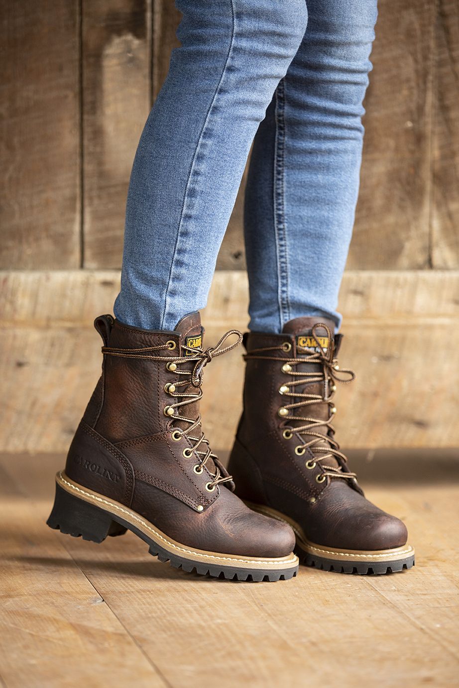 Work Boots For Women To Keep Them Safe
  Looks Stylish