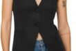 Chic Women’s Vests: Trendy Styles for Every Occasion