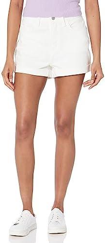 Trendy Women's Denim and Linen Shorts for Summer Style