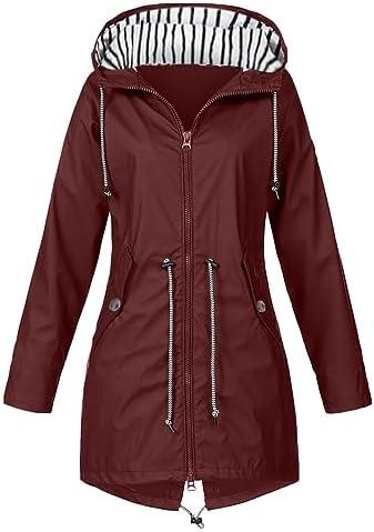 Explore Stylish Women's Outerwear: Trendy Coats & Jackets!