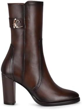 Explore Stylish Women's Boots for Every Occasion Online!