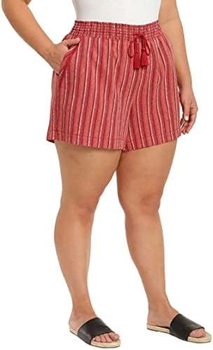 Trendy women's shorts for casual summer outings