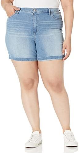 Trendy women's shorts for casual summer outings