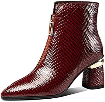 Explore Chic Women’s Boots: Stylish & Affordable Options