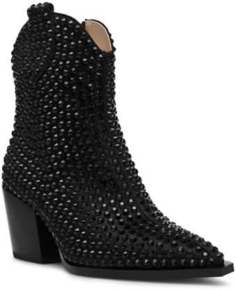 Explore Chic Women’s Boots: Stylish & Affordable Options