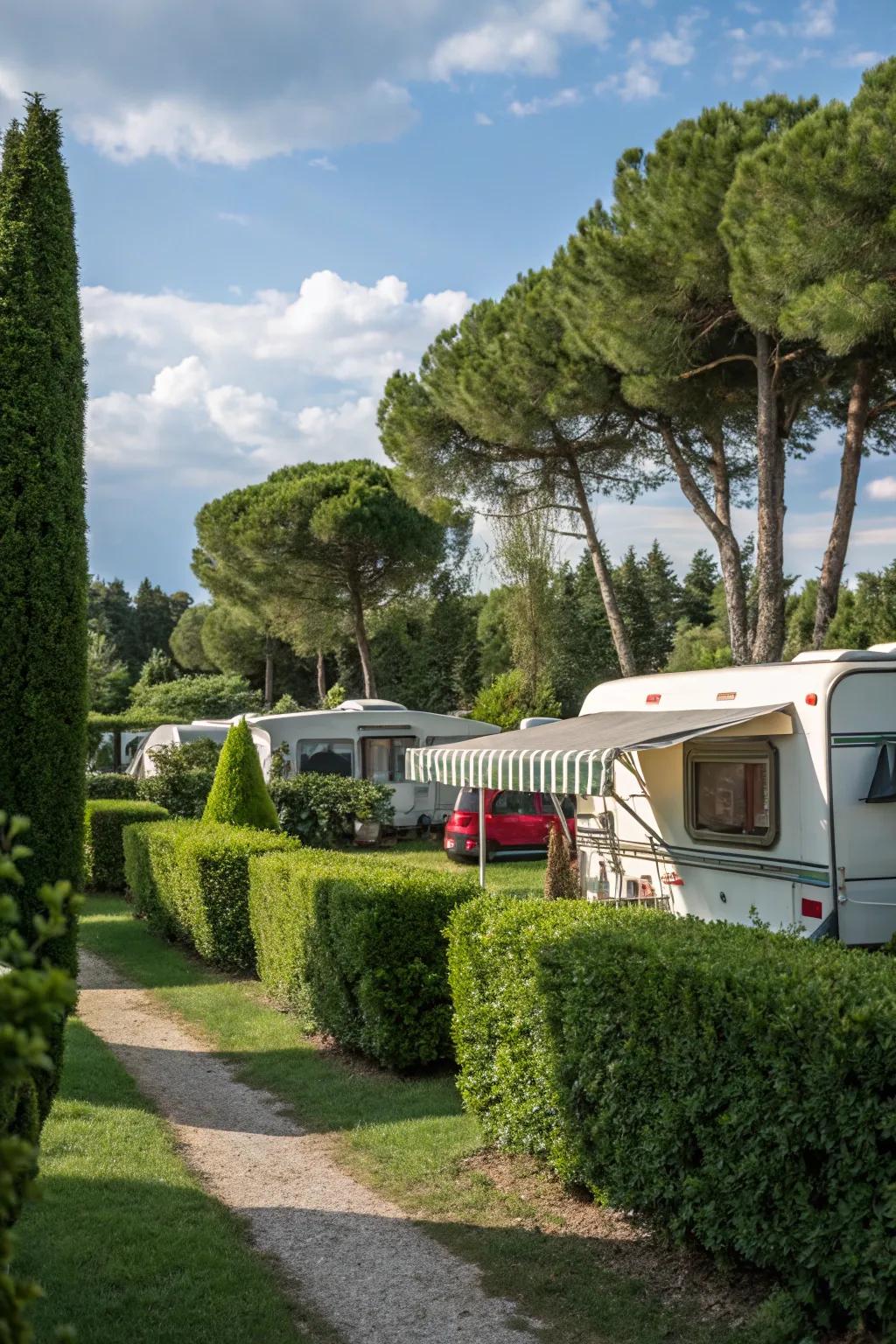 Inventive use of organic barriers for privacy and ease.