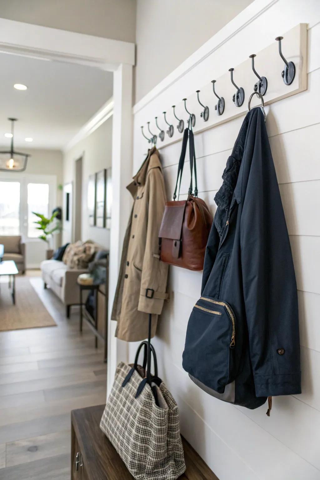 Staggered hangers keep your essentials organized and accessible.