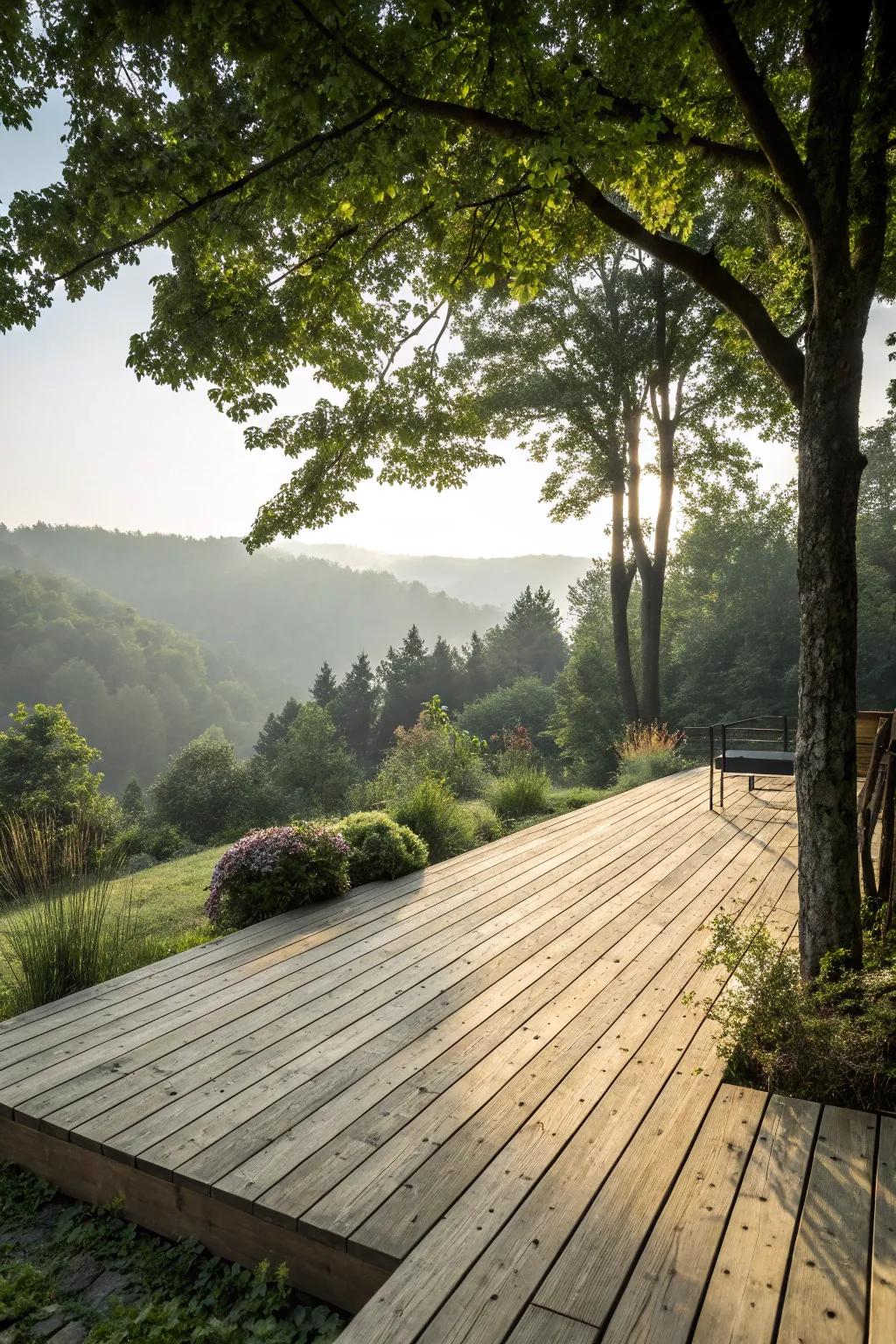 A deck design that welcomes natural materials for a cozy, welcoming experience.