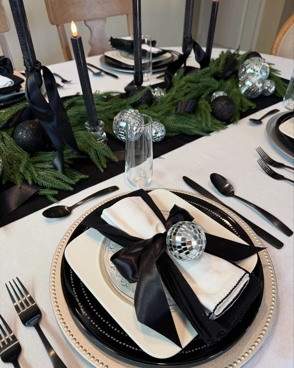 Blue and Gold Countdown Table