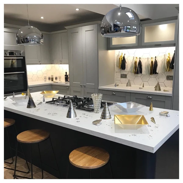 Chic Cocktail & Snack Station