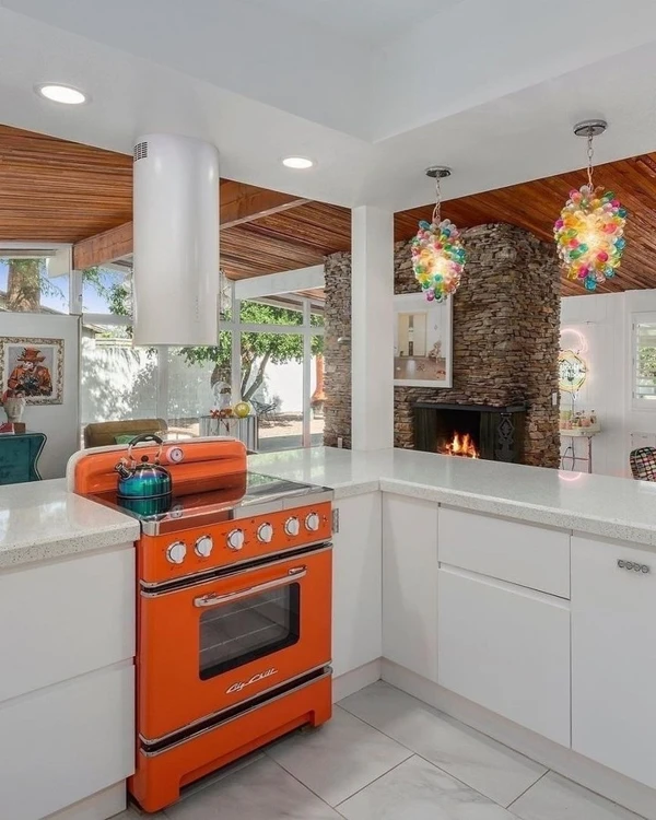 Glamorous Retro Kitchen Celebration