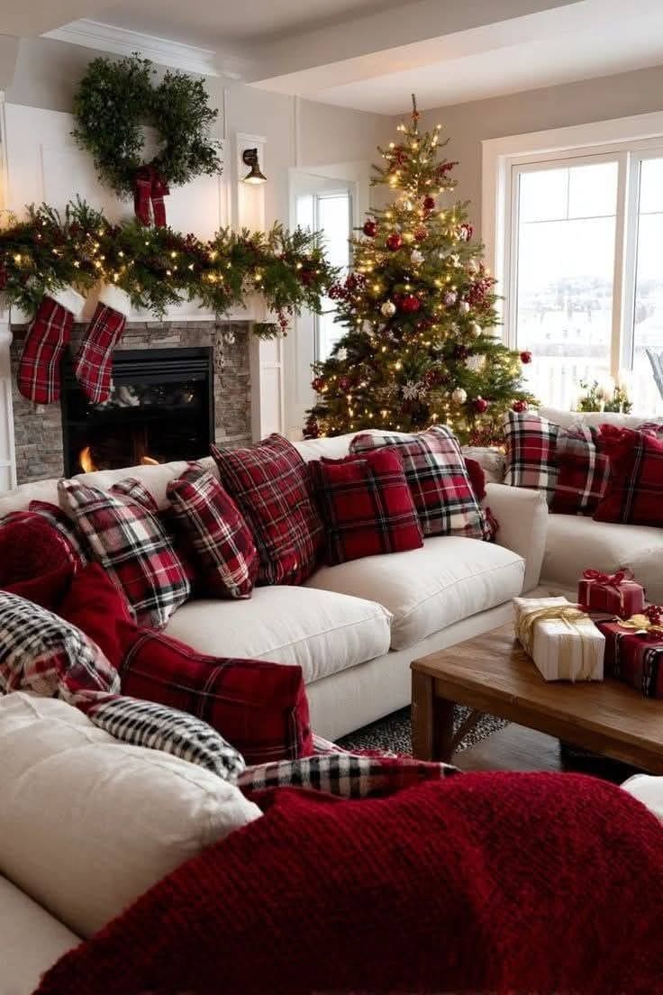 Inviting Christmas Living Room Design