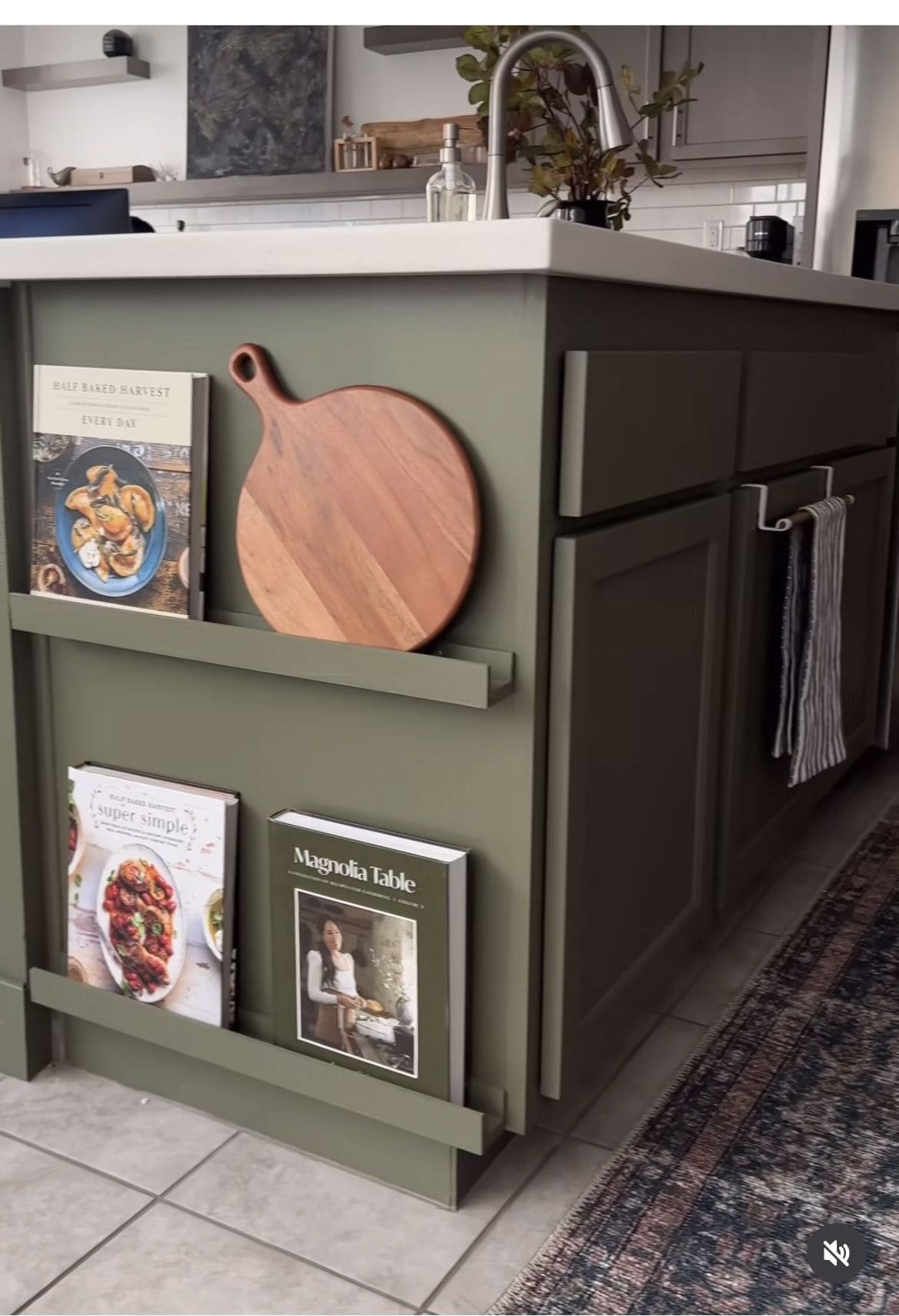 Built-In Island Display Rack