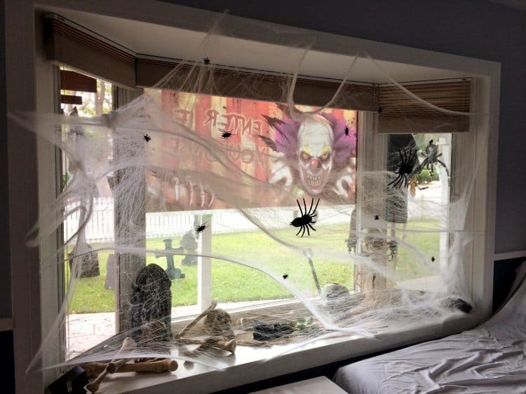 Spider Web and Creepy Clown Window Setup