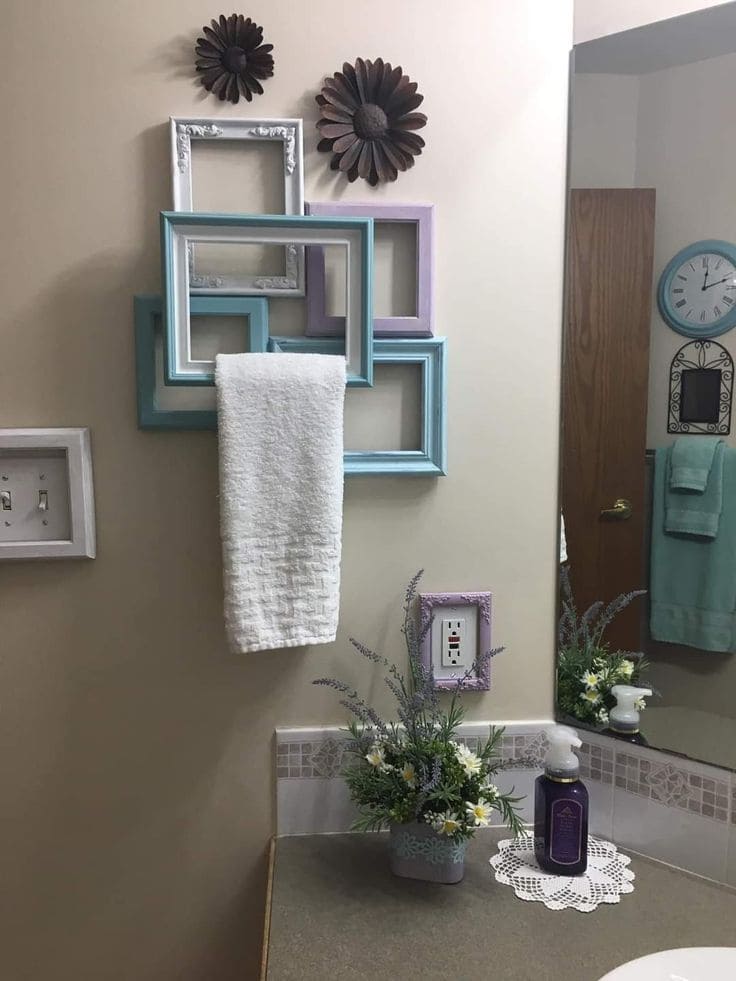 Vibrant Towel Frame Wall Organizer