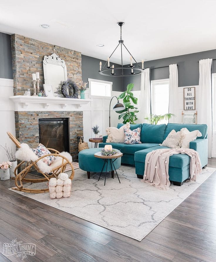Cozy Coastal Haven with Warm Accents