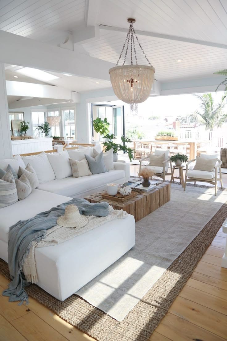 Natural-Toned Breezy Coastal Elegance