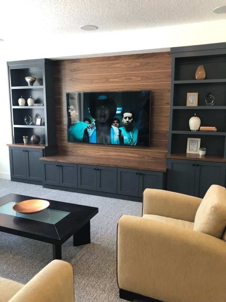 Modern Elegance with Contrasting Textures
