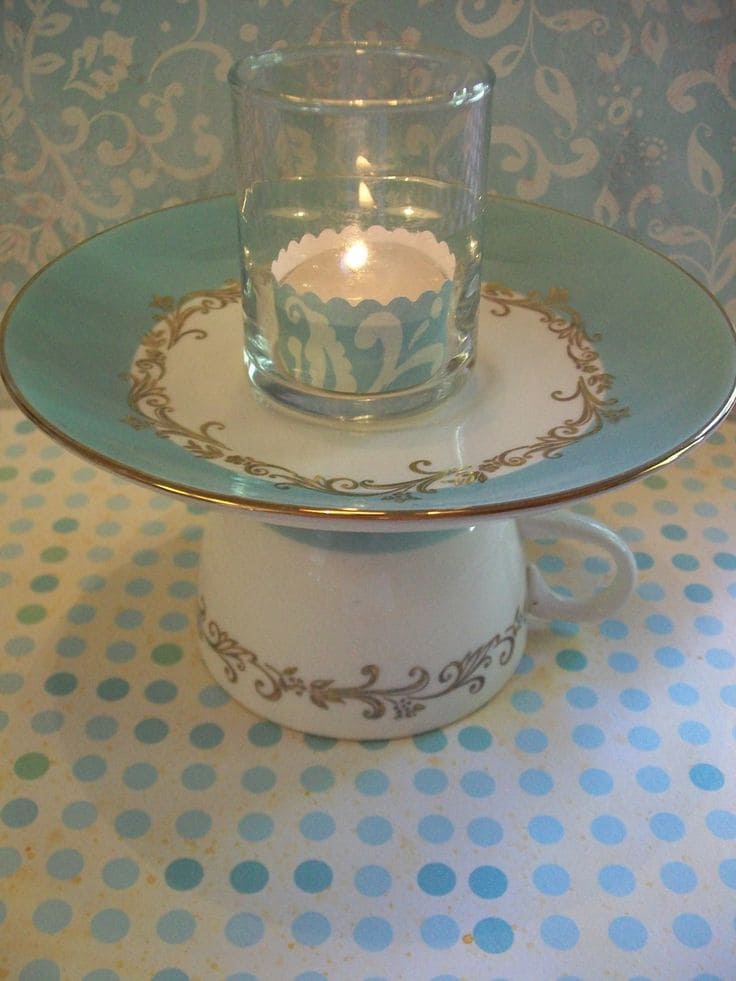 Vintage Teacup Candleholder Design