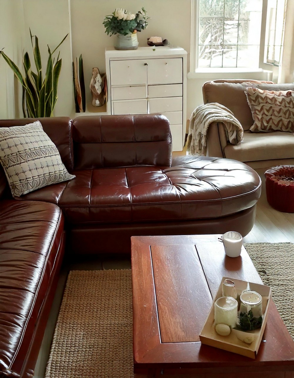 Mixed Style Apothecary Cabinet Décor